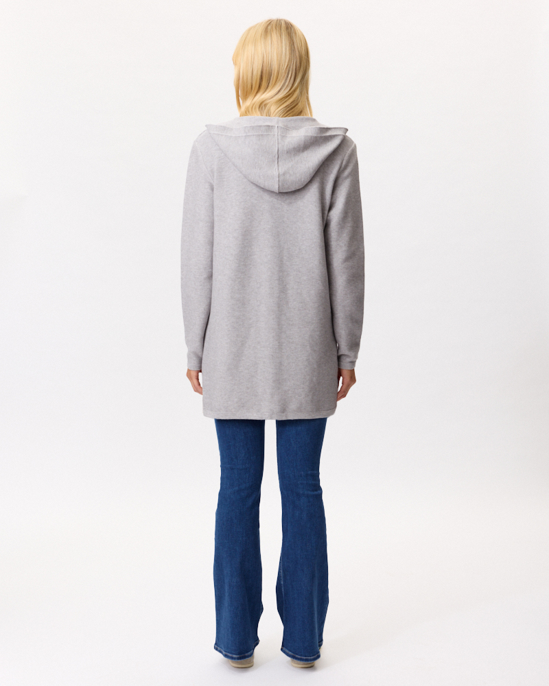 HOCHWERTIGE STRICKJACKE