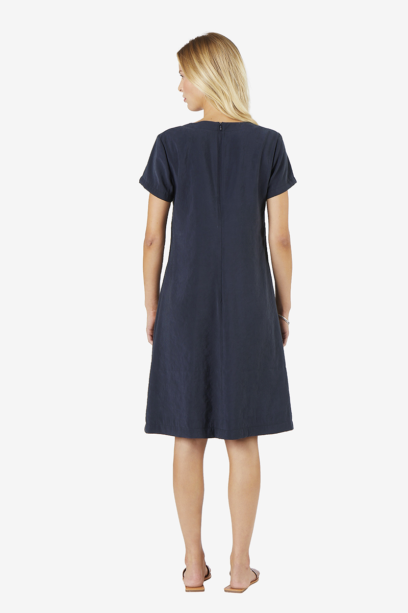 Kleid_marine_hinten_411026_Mariel KLEID AUS VISKOSE-CRASHMATERIAL