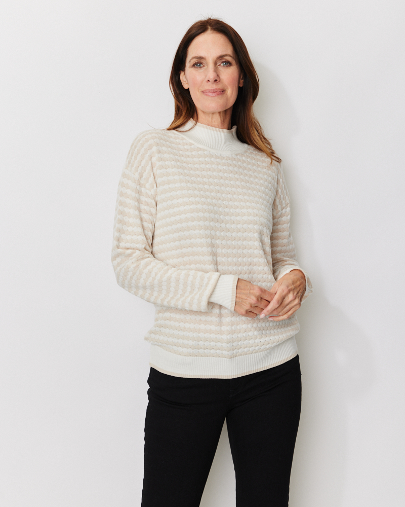 Feinstrick-Pulli mit Stehkragen
