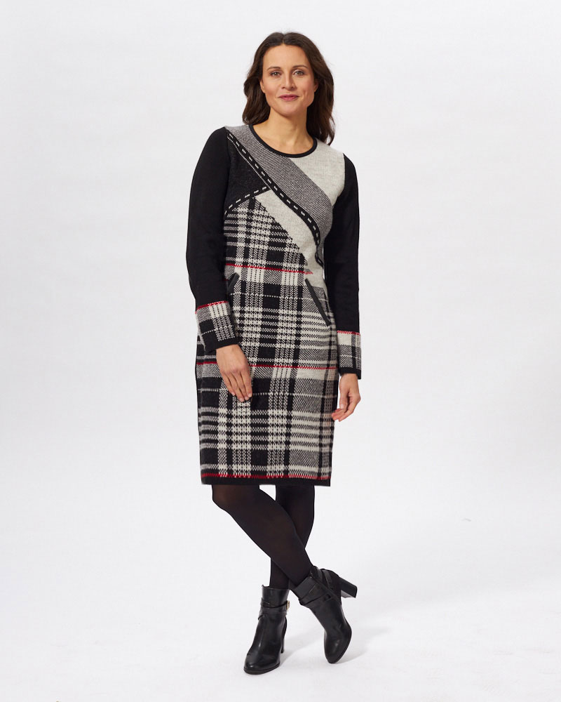 KARO-STRICKKLEID KARO-STRICKKLEID