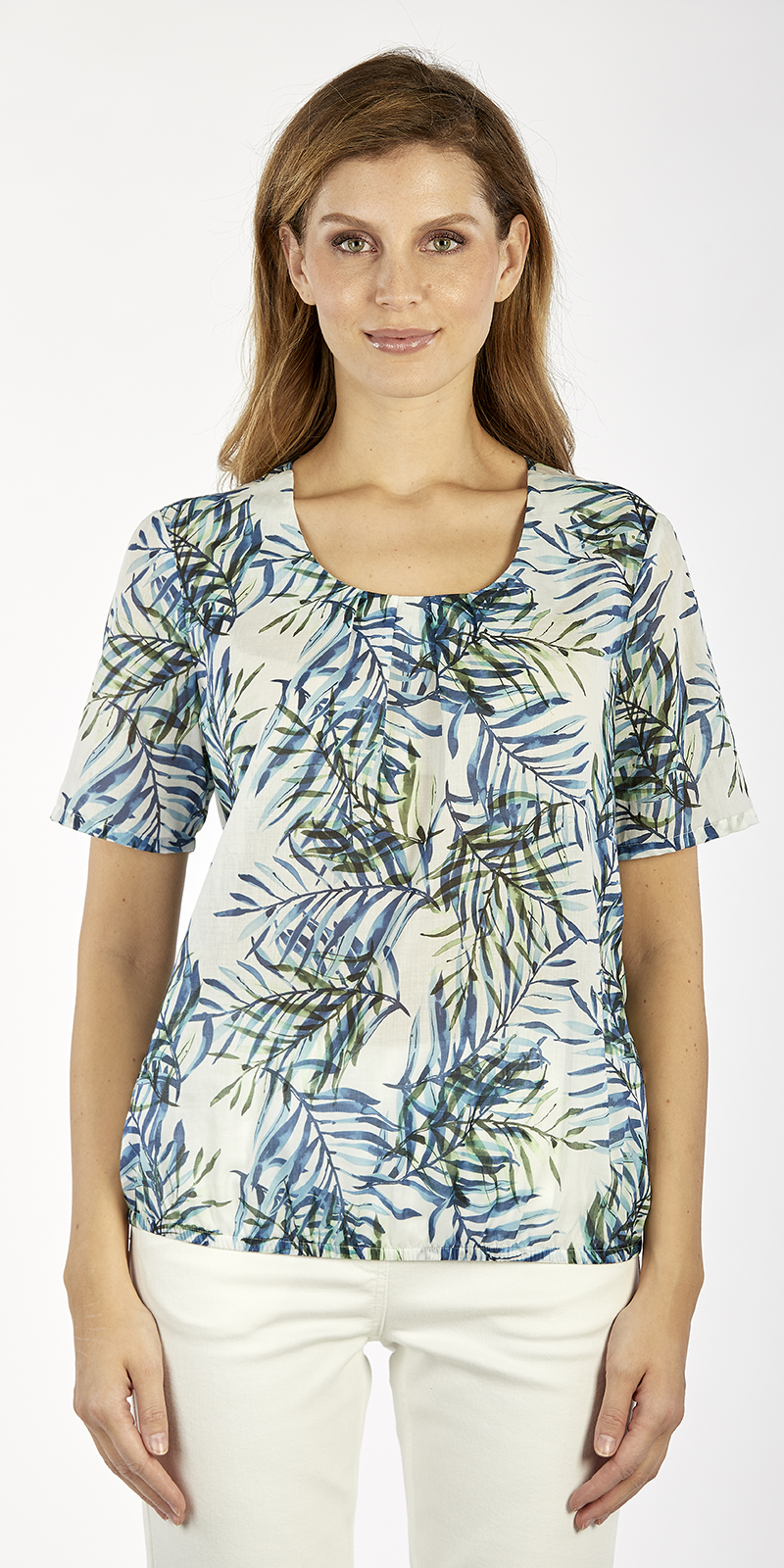 Halbarm-Bluse_multicolor_413007 HALBARM-BLUSE MIT BLÄTTERDRUCK