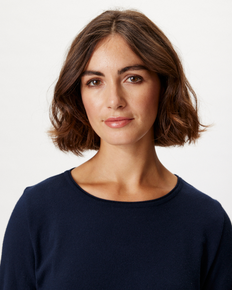 BASIC-PULLI IN ZWEI FARBEN