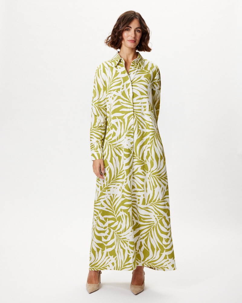 MAXIKLEID IN LEINENOPTIK