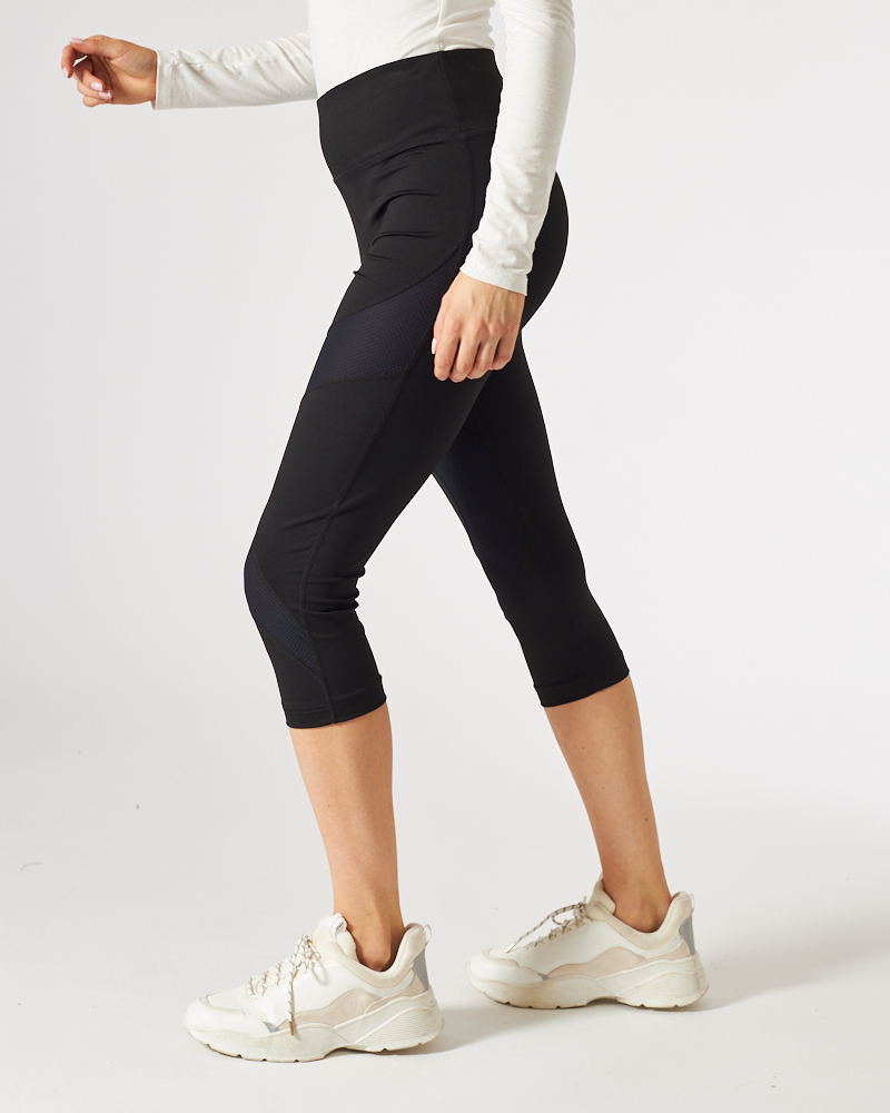 MODISCHE FUNKTIONS-CAPRI-LEGGINGS MODISCHE FUNKTIONS-CAPRI-LEGGINGS