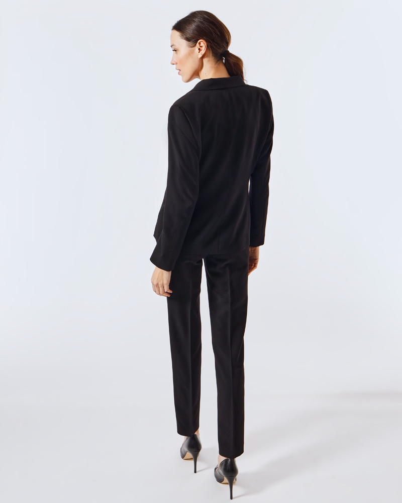 BLAZER MIT REVERSKRAGEN BLAZER MIT REVERSKRAGEN