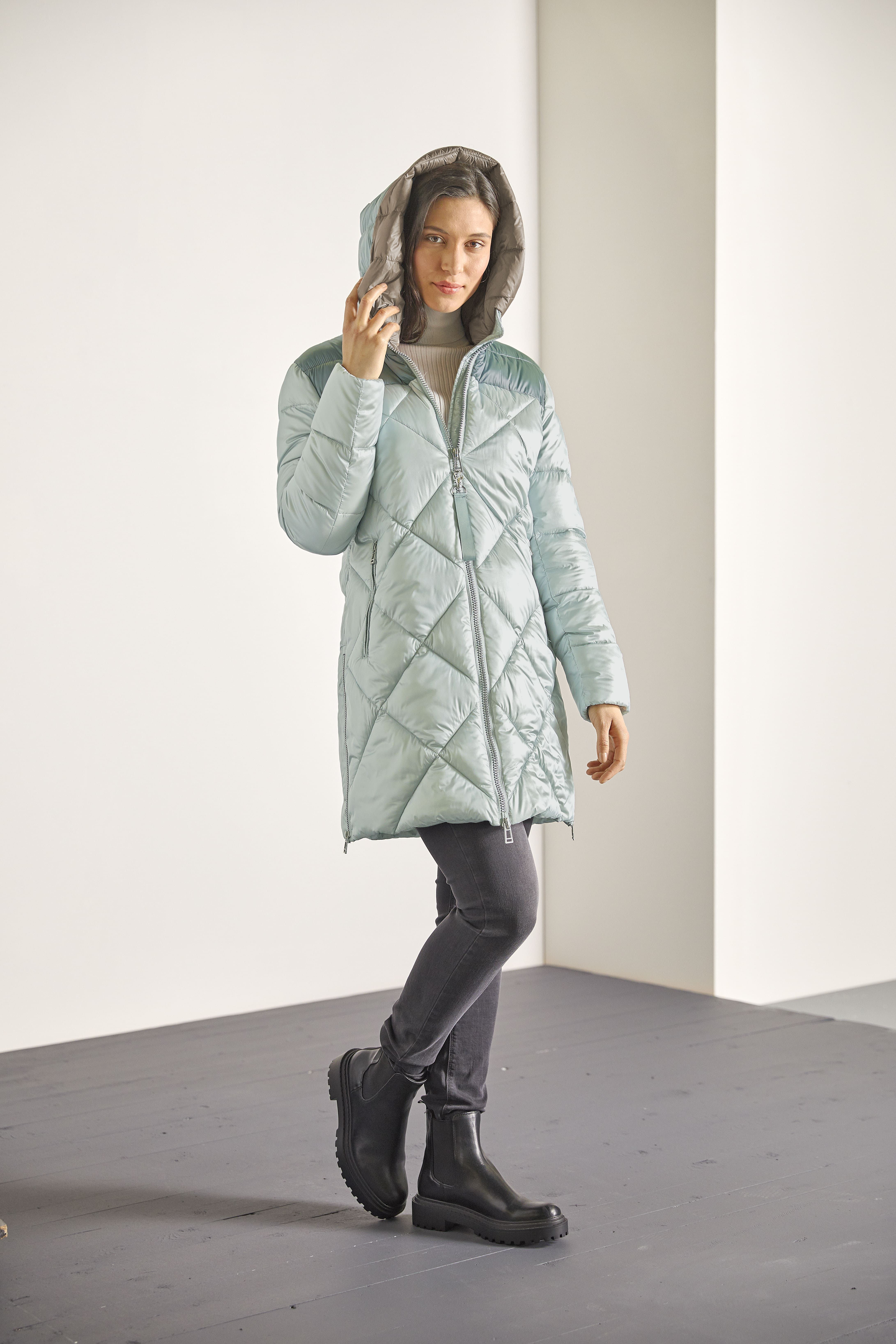 LEICHTE PUFFER-STEPPJACKE LEICHTE PUFFER-STEPPJACKE