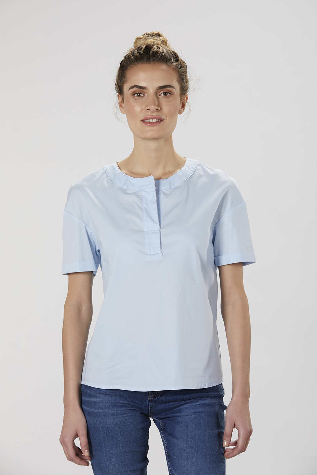 403037-44857 BLUSE MIT RUNDHALS-AUSSCHNITT