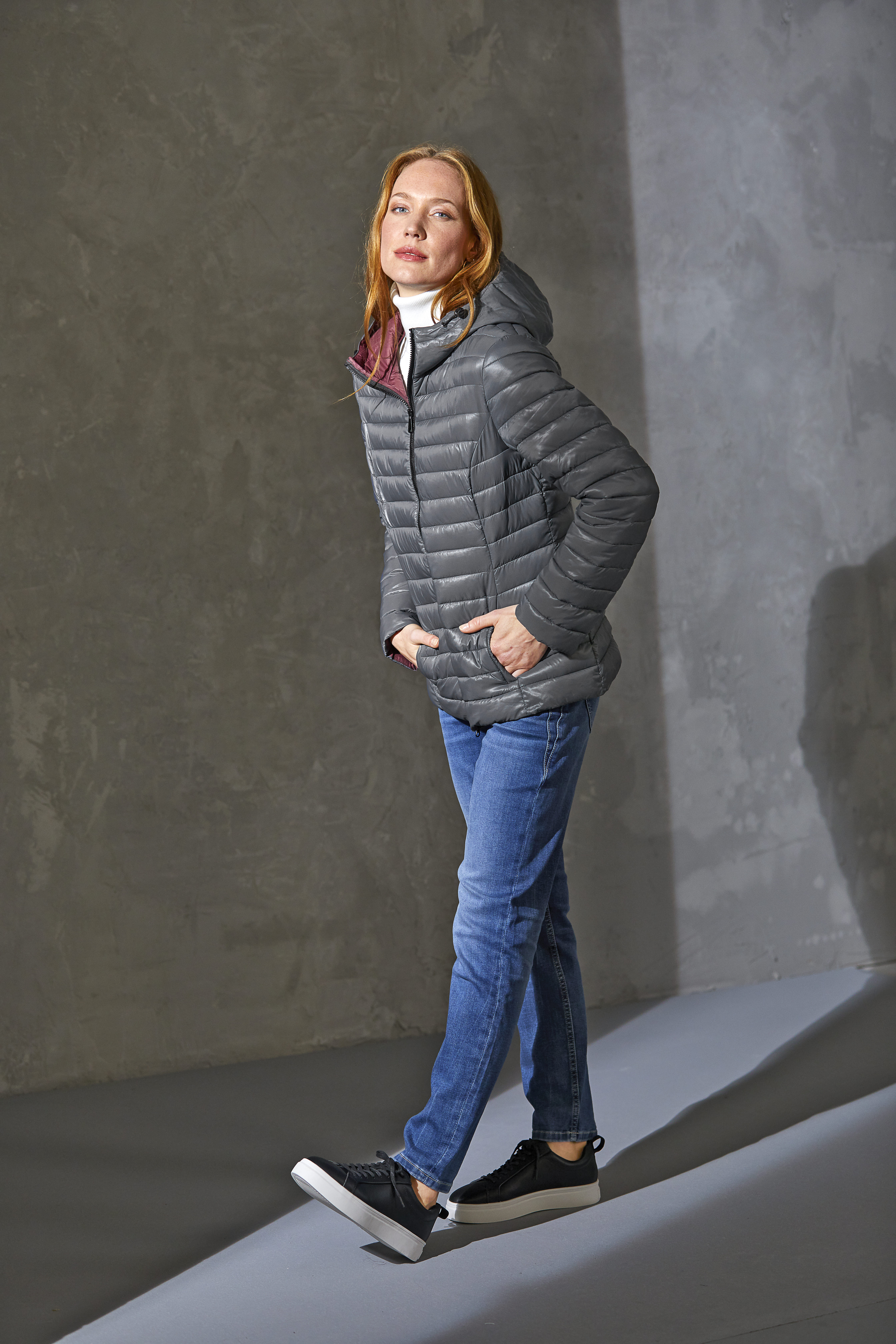 LEICHTE STEPPJACKE VON SUNA