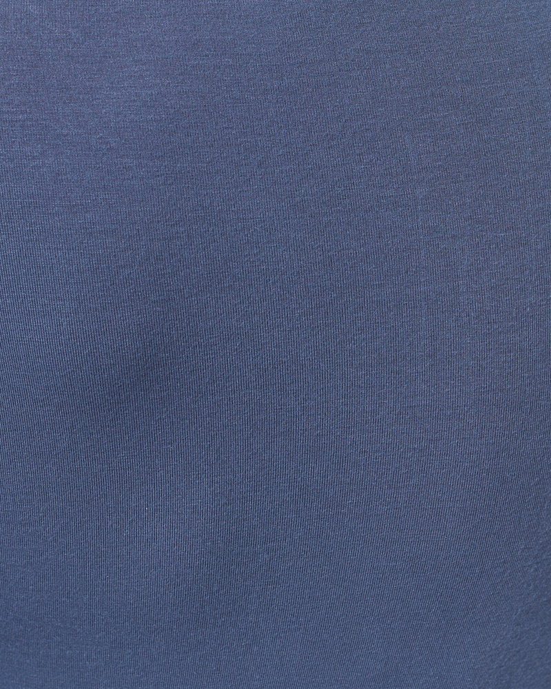WEICHES SHIRT MIT V-AUSSCHNITT WEICHES SHIRT MIT V-AUSSCHNITT