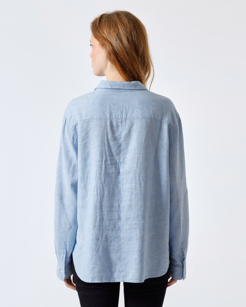 MODISCHE LEINENBLUSE MODISCHE LEINENBLUSE