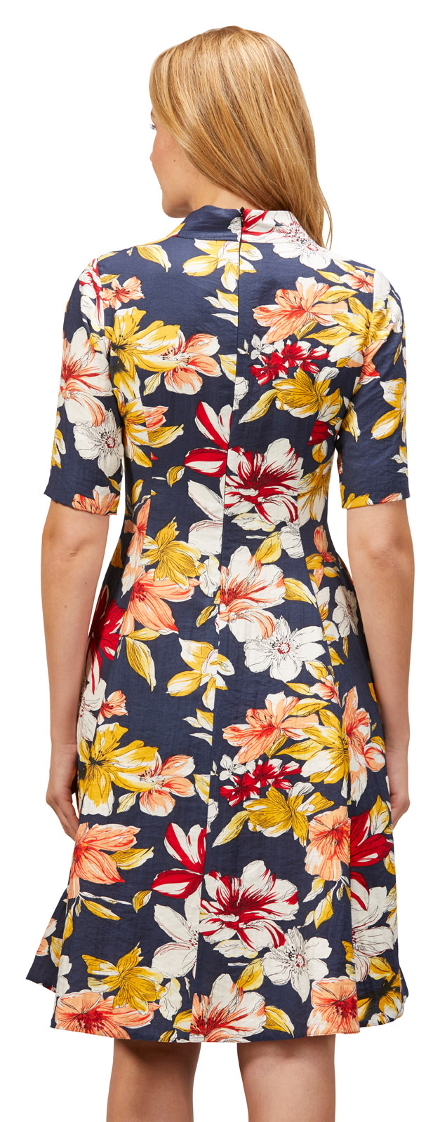 Kleid-mit-Blumen-411139_Anschnitt-hinten SOMMERLICHES BLUMENKLEID