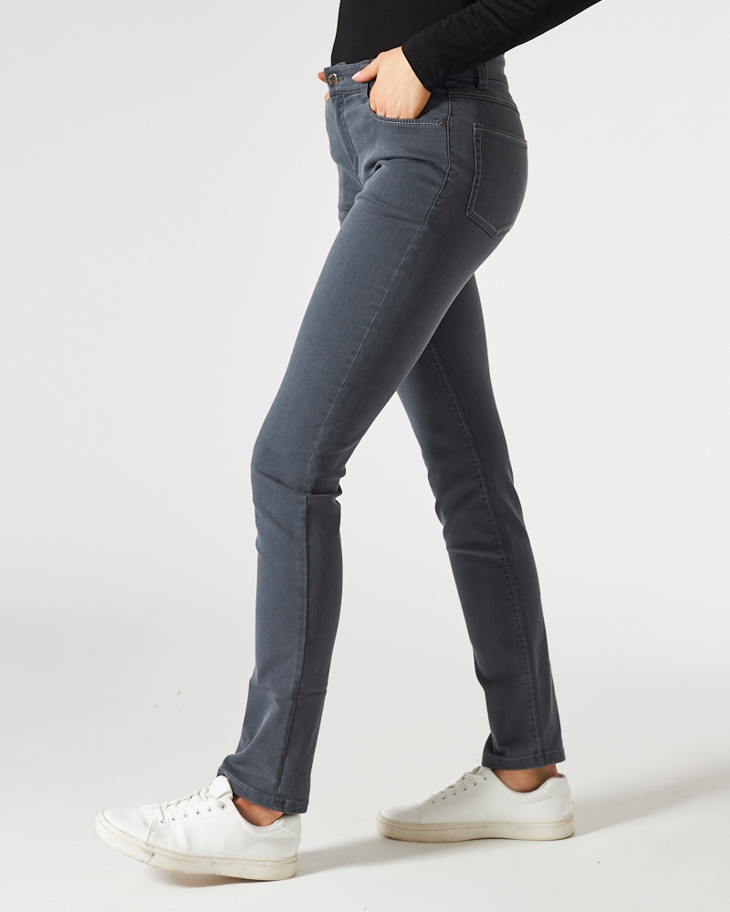 SCHLANKMACHENDE FIVE-POCKET-JEANS L SCHLANKMACHENDE FIVE-POCKET-JEANS L