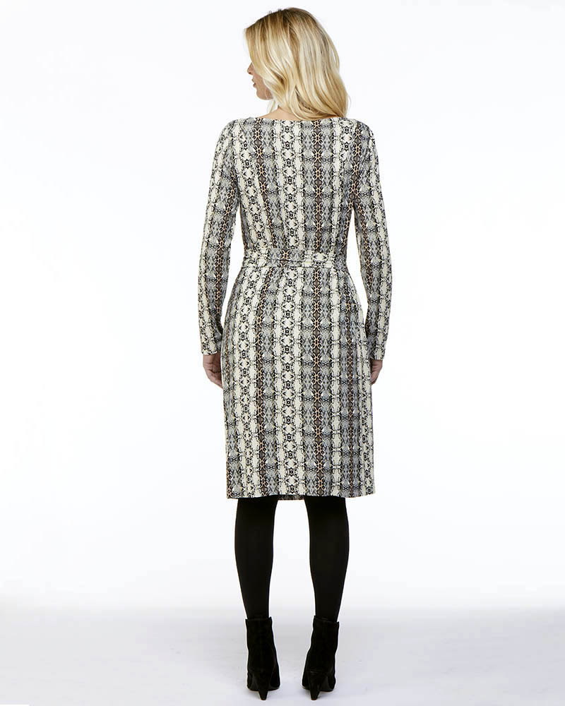 405053_50003zlM2hSryQ8f3S JERSEYKLEID IN PYTHONPRINT
