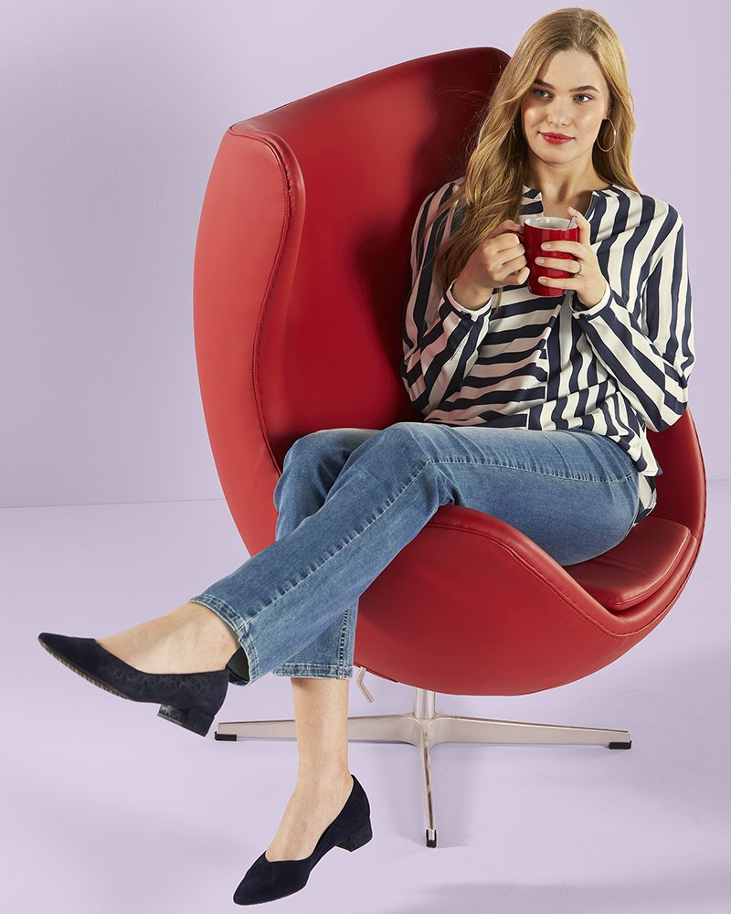 Streifen_Bluse-schwarz_weiss_411034-Jeans-blau_411111 LEGERE STREIFENBLUSE AUS VISKOSE