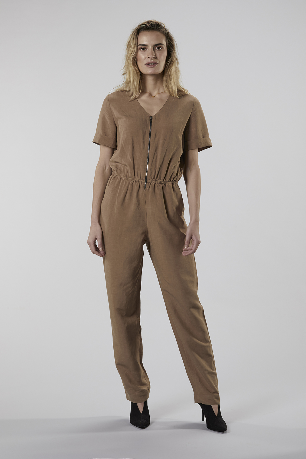 403040_800-44655 JUMPSUIT IN 2 FARBEN