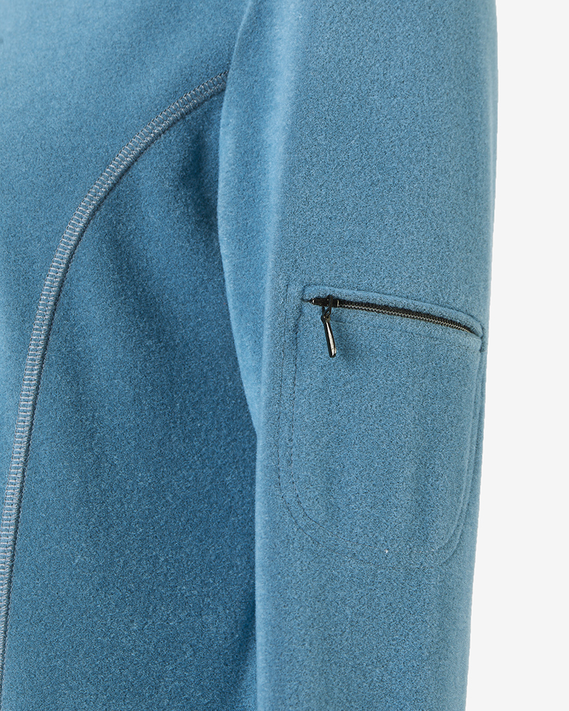 Fleecejacke_petrol_Detail_411017_Judith KUSCHELIGE FLEECEJACKE