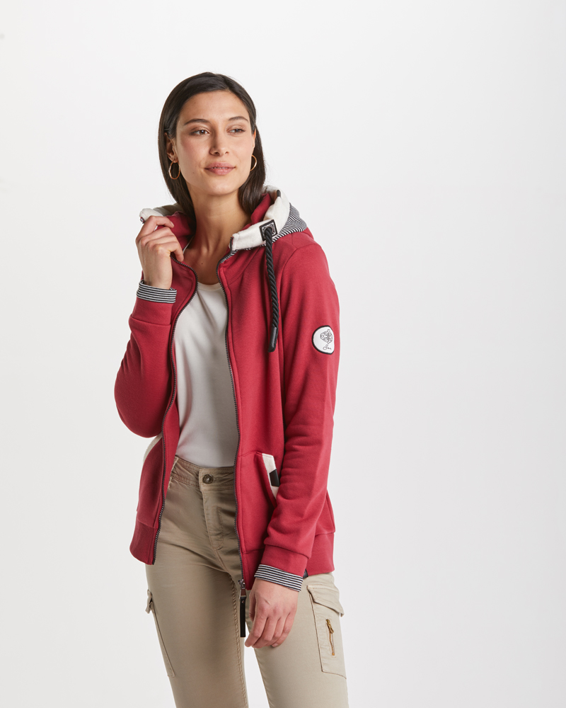 Sweatjacke_rot_421103_Rike_offen WEICHE SWEATJACKE
