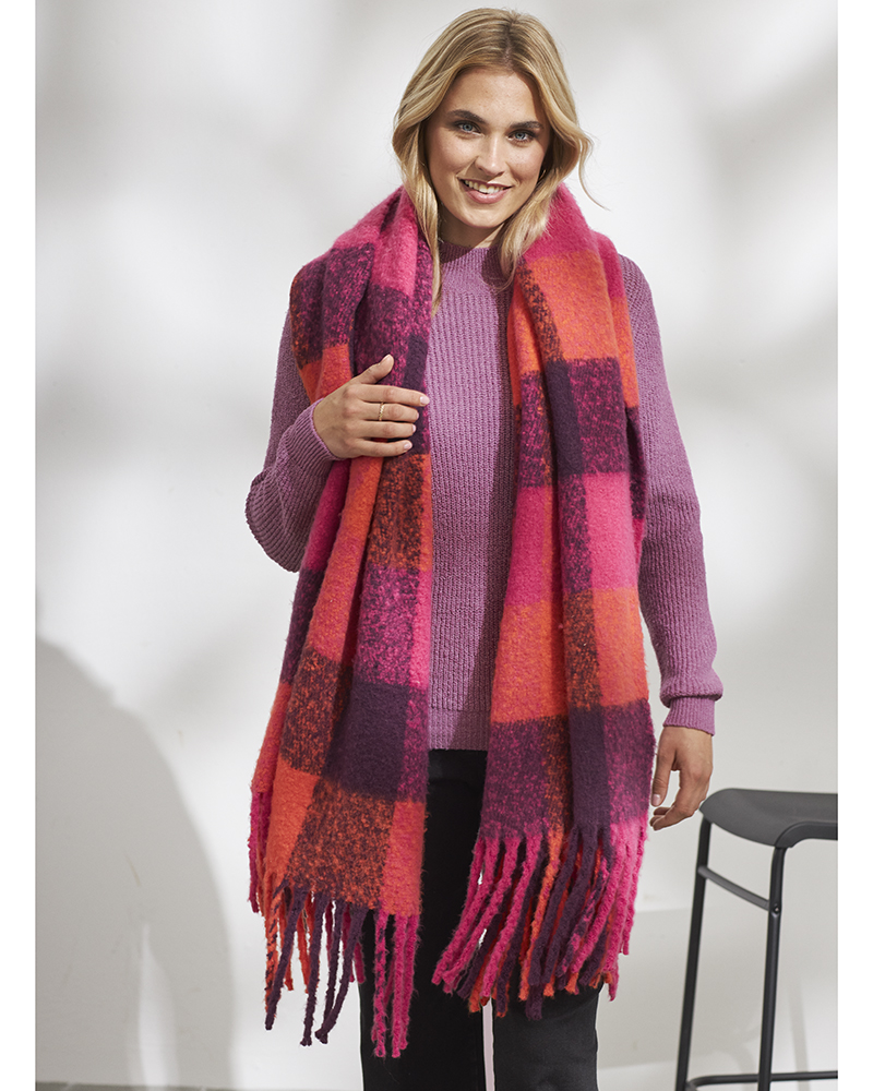 GROBSTRICKPULLI MIT STEHKRAGEN GROBSTRICKPULLI MIT STEHKRAGEN