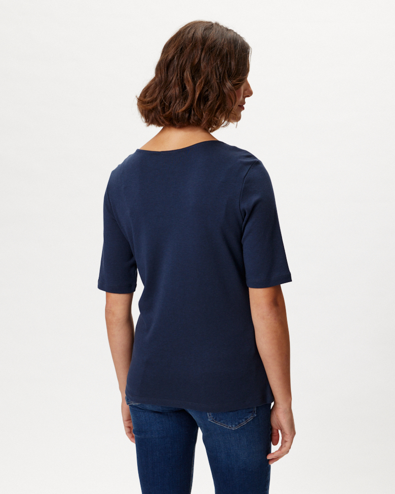 SHIRT MIT HERZAUSSCHNITT VON SER