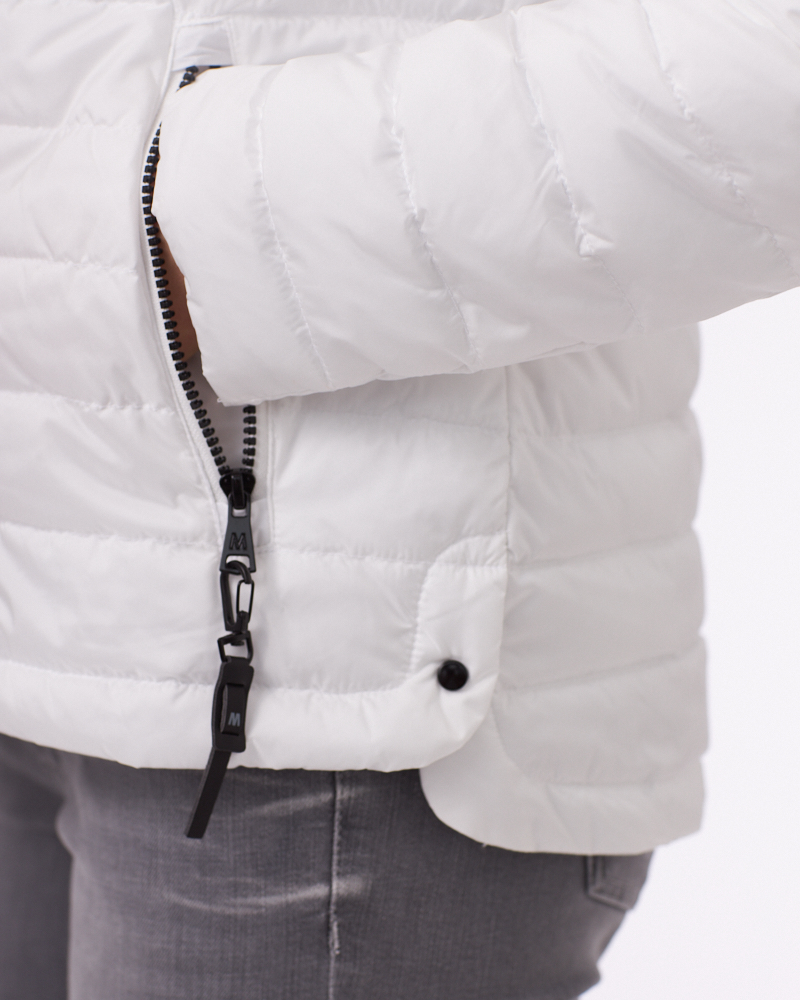 LEICHTE STEPPJACKE VON MANISA LEICHTE STEPPJACKE VON MANISA