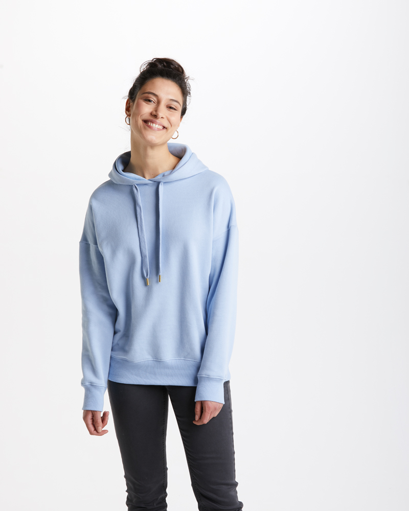 Sweatshirt_bleu_421104_Malou_vorn SWEATSHIRT VON SUNA