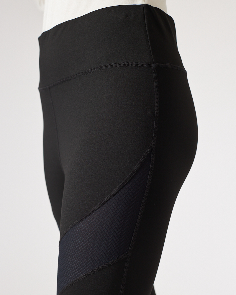 MODISCHE FUNKTIONS-CAPRI-LEGGINGS MODISCHE FUNKTIONS-CAPRI-LEGGINGS