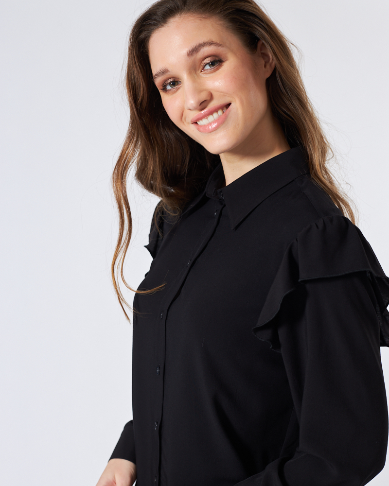 FEMININE BLUSE MIT RÜSCHE FEMININE BLUSE MIT RÜSCHE