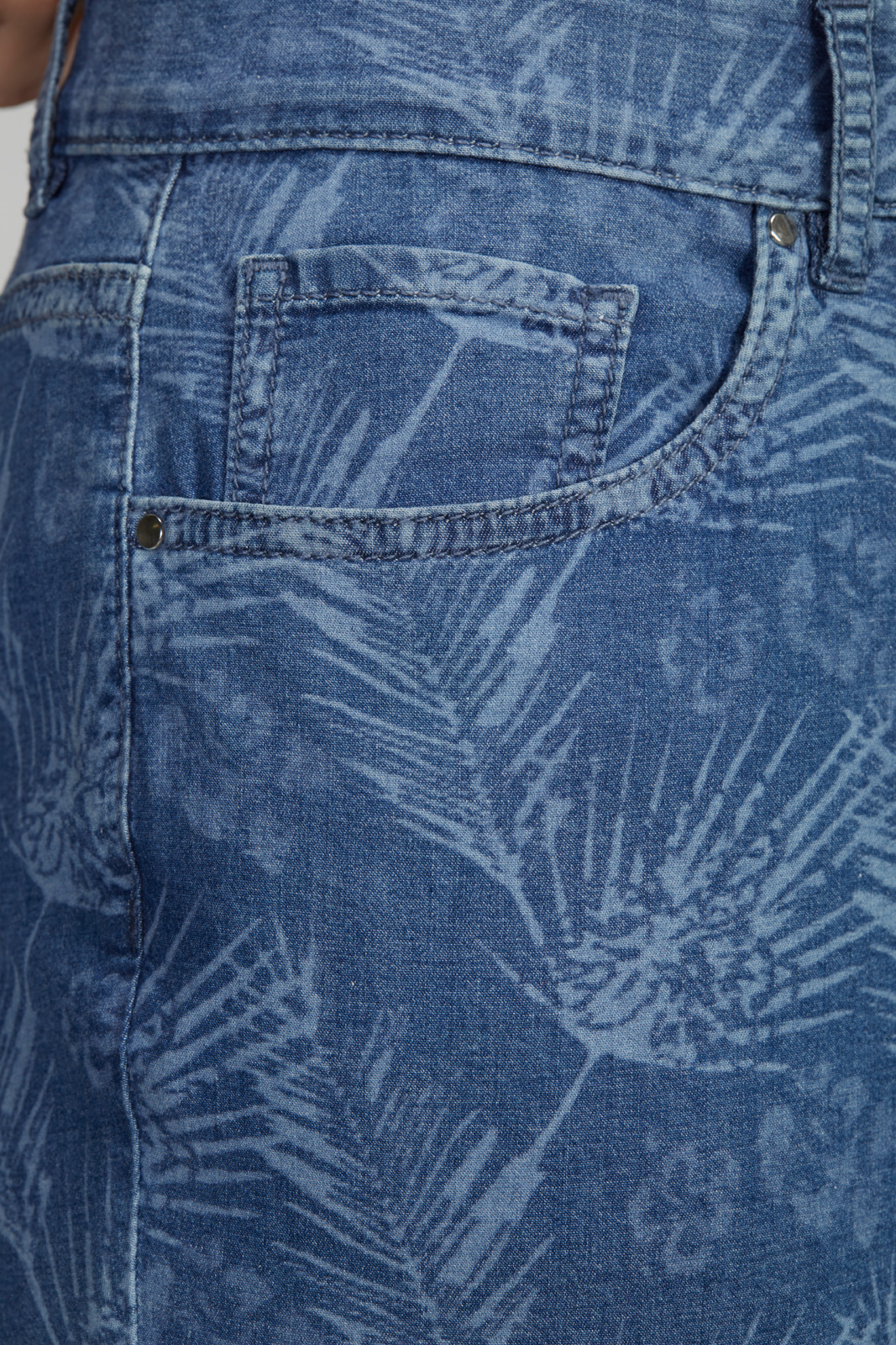 401063Donia_11470 SOMMERLICHE 7/8-JEANS