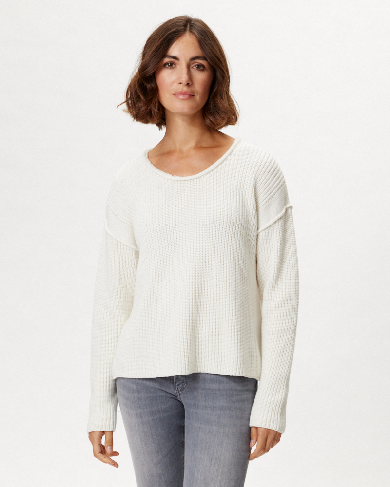 GROBSTRICKPULLI VON XOX