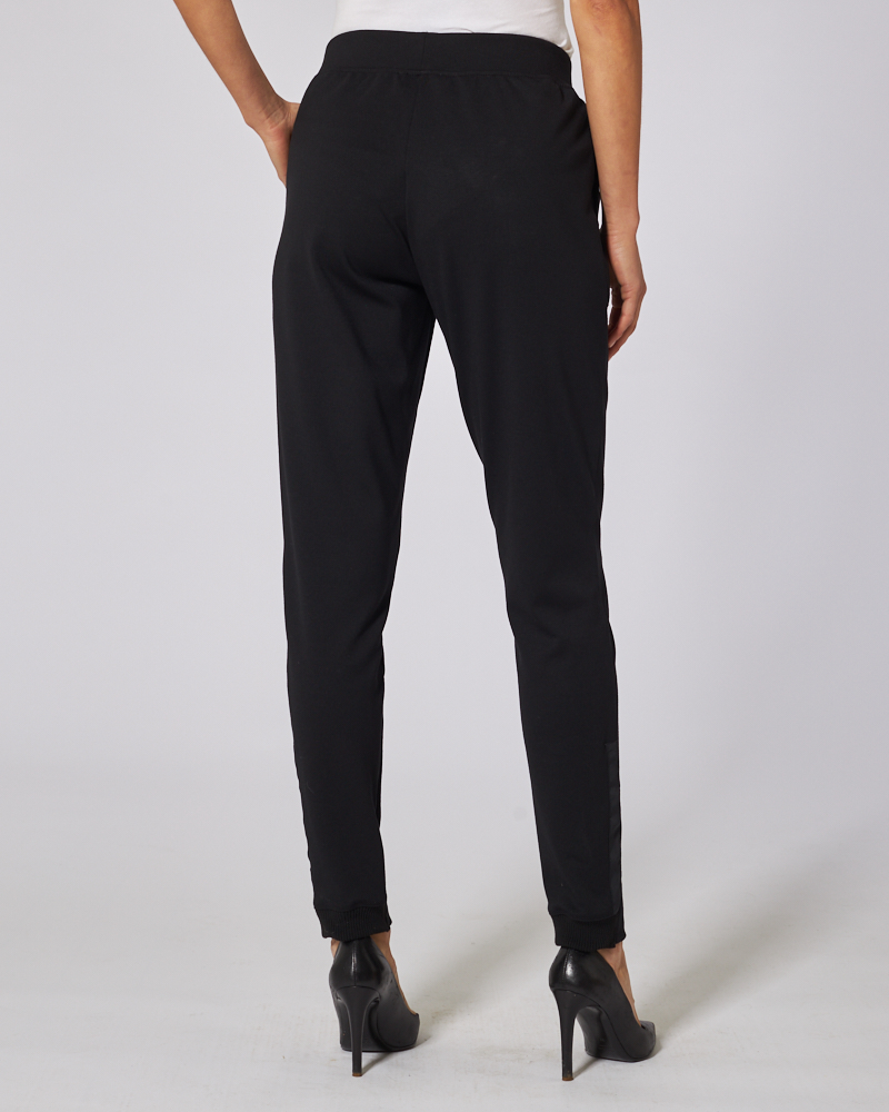 LÄSSIGE JOGGPANTS N LÄSSIGE JOGGPANTS N