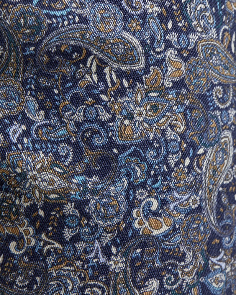 Jeans_blau_gemustert_421186_Paris_Muster STRETCHJEANS L IN PAISLEYDRUCK