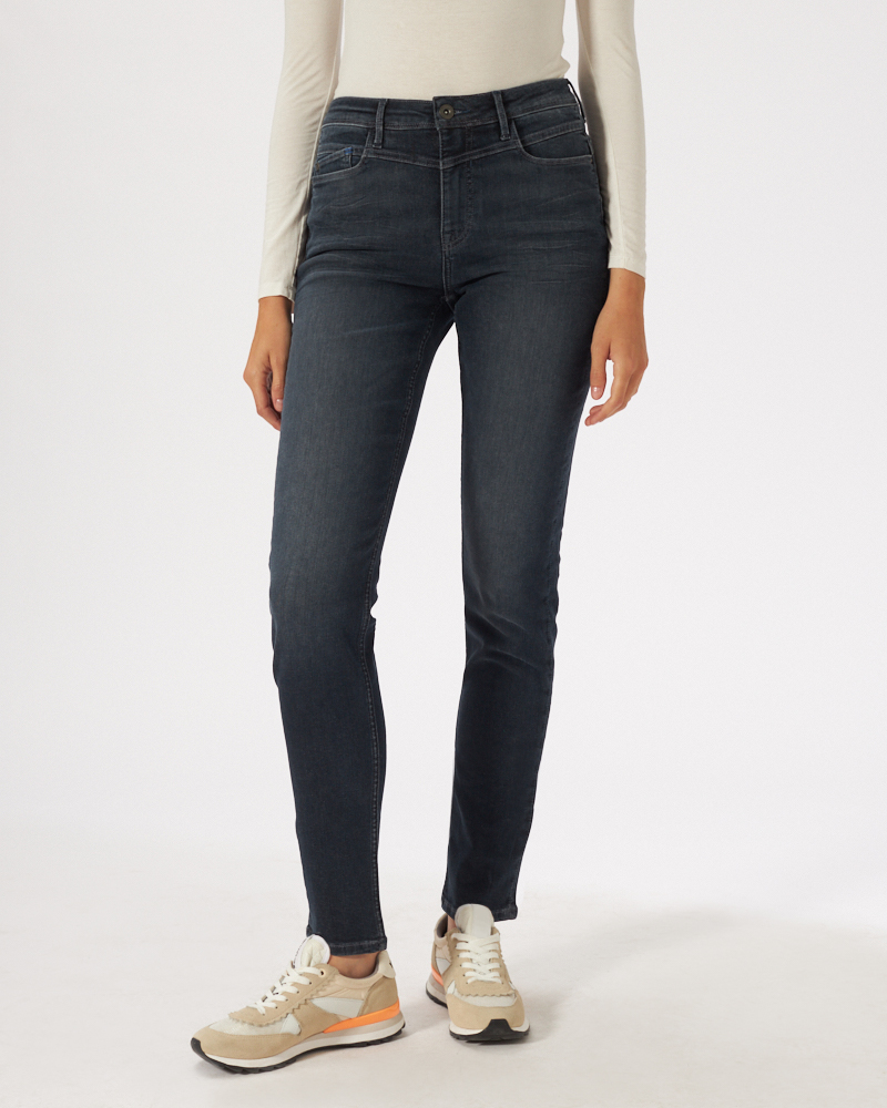 Jeans - Mode für große Frauen | Egü