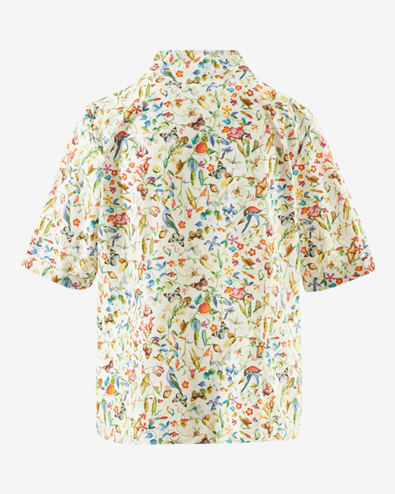 SOMMERBLUSE MIT KELCHKRAGEN SOMMERBLUSE MIT KELCHKRAGEN