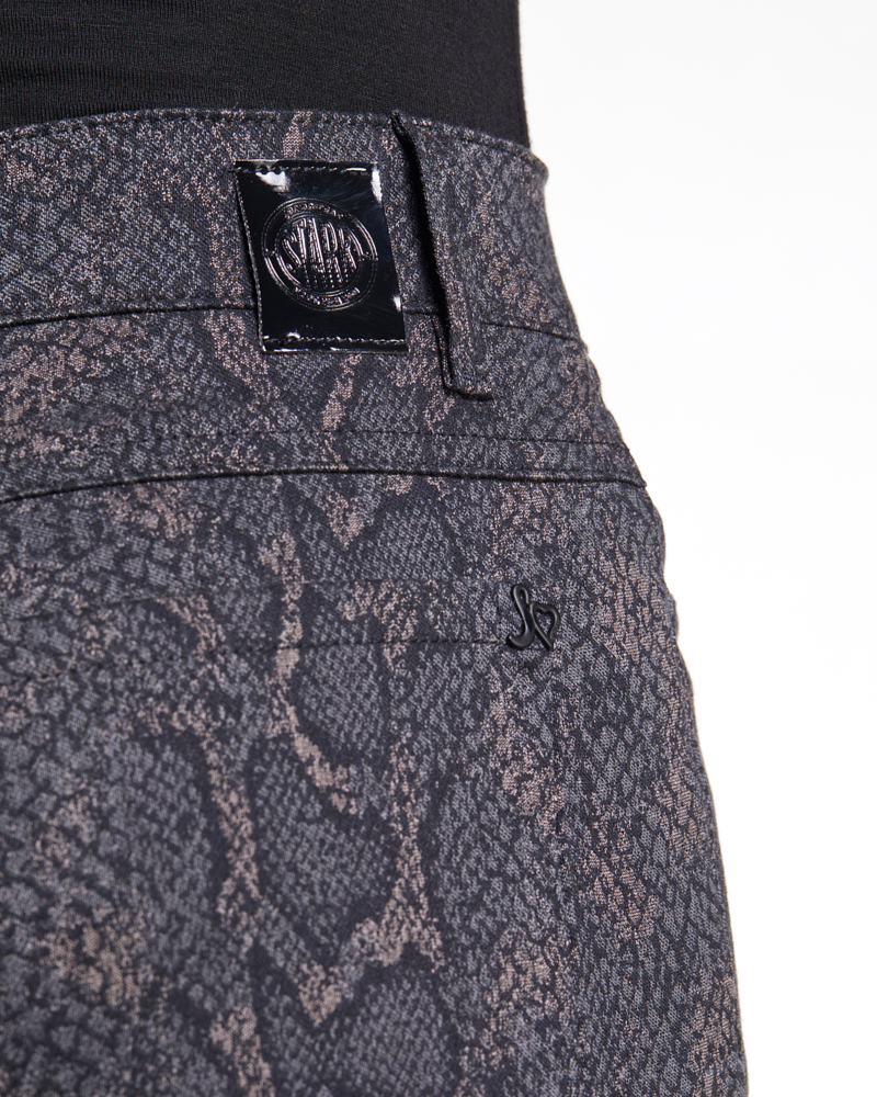 STRETCHHOSE L IN 4-POCKET-FORM STRETCHHOSE L IN 4-POCKET-FORM