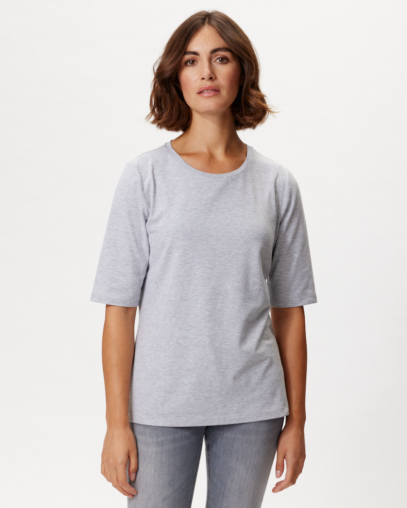 BASIC-SHIRT IN 3 FARBEN