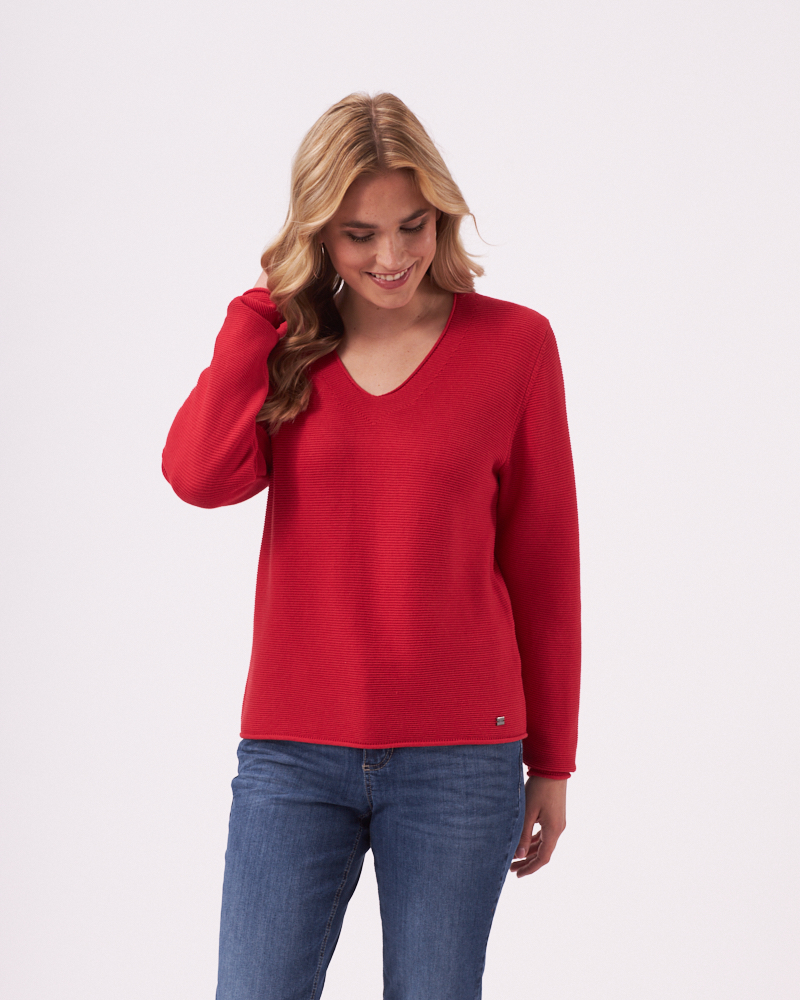 PULLI MIT V-AUSSCHNITT PULLI MIT V-AUSSCHNITT