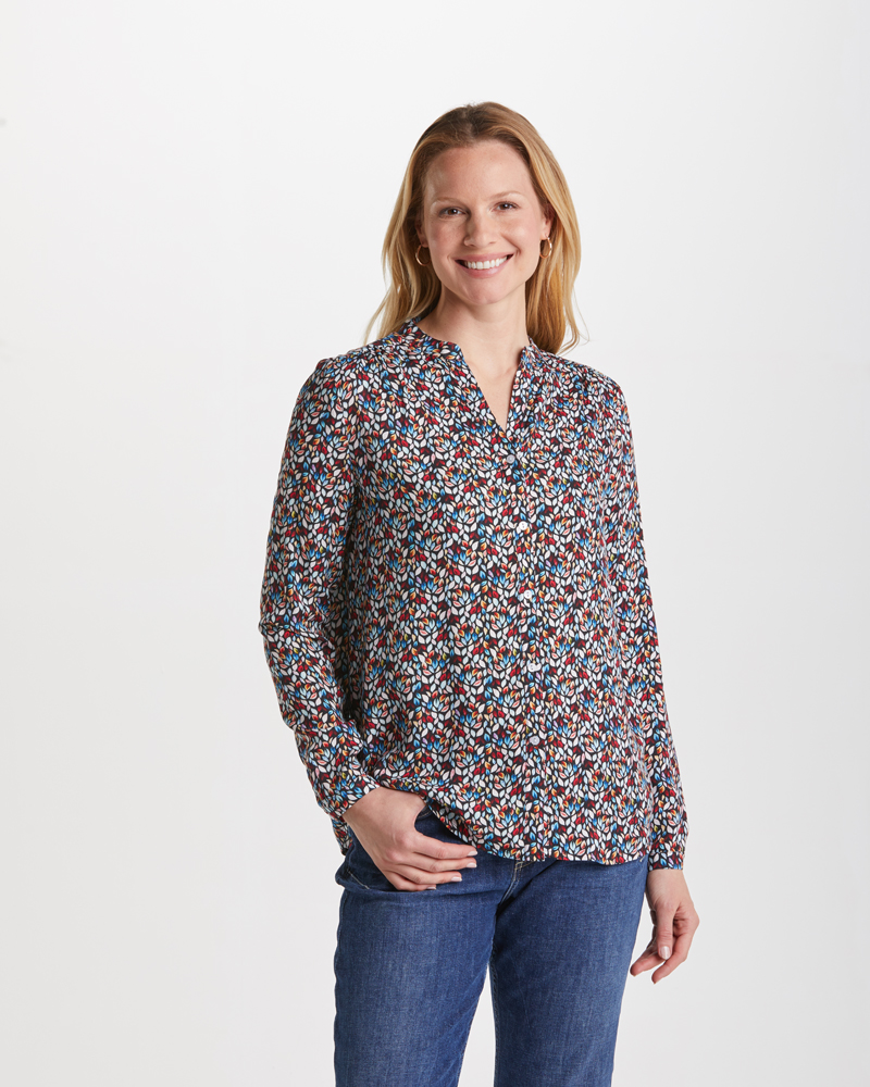 Bluse_gemustert_421078_Bella_vorn VISKOSEBLUSE
