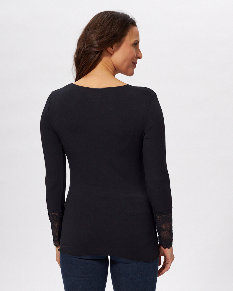 LANGARMSHIRT MIT SPITZE LANGARMSHIRT MIT SPITZE