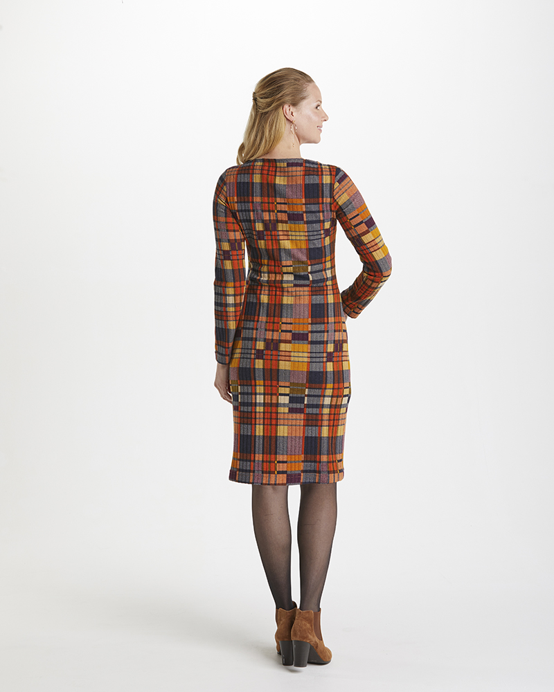 KLEID IN ALLOVER-KARODRUCK KLEID IN ALLOVER-KARODRUCK